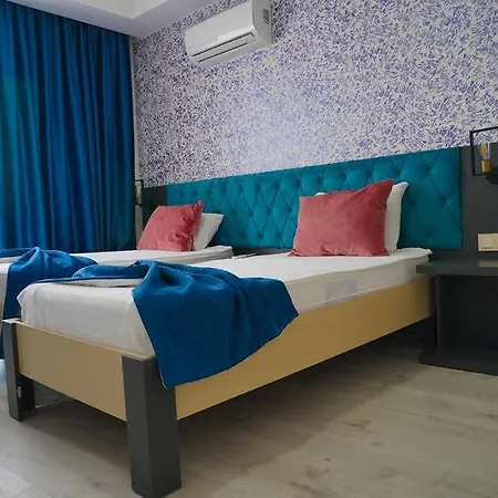 Jura Lara Hotel